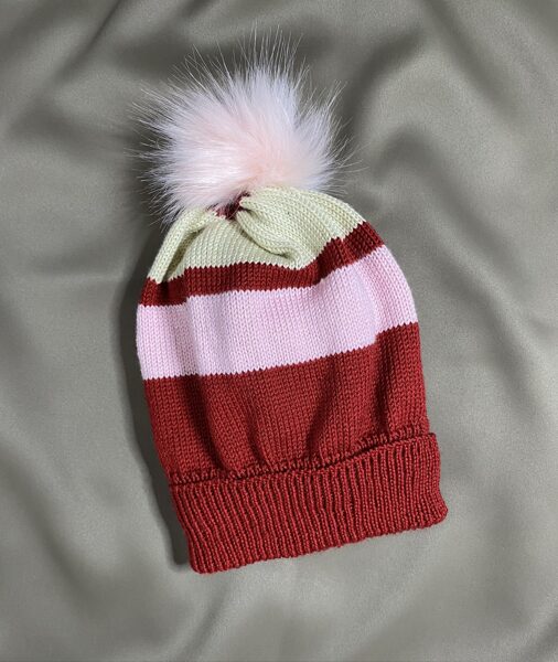 WINTER Red hat with fleece lining 